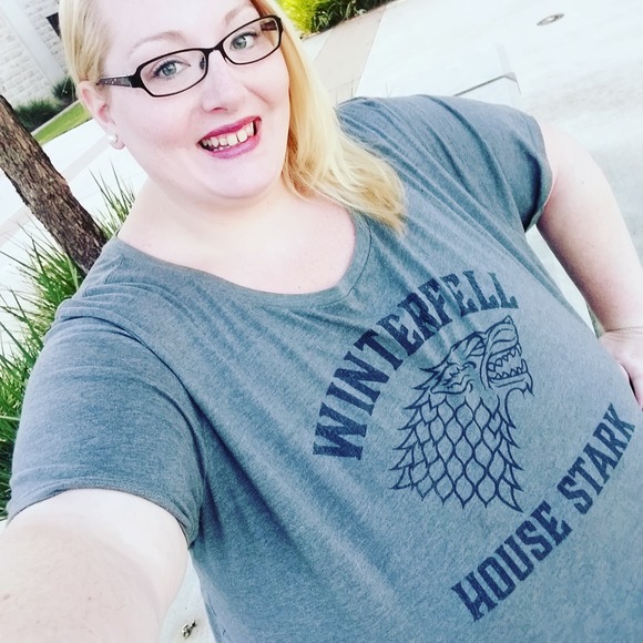 Meet your Posher, Amanda - Picture 1 of 1